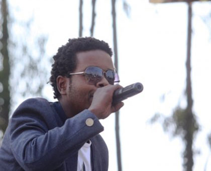 Jay Polly on stage at Kwita Izina ceremonies.