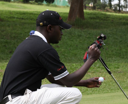 Defending champion Emmanuel Ruterana faces a strong contest from Ugandan Deo Akope and Kenyan Dismas Indiza in the 2014 Rwanda Golf Open. (File)