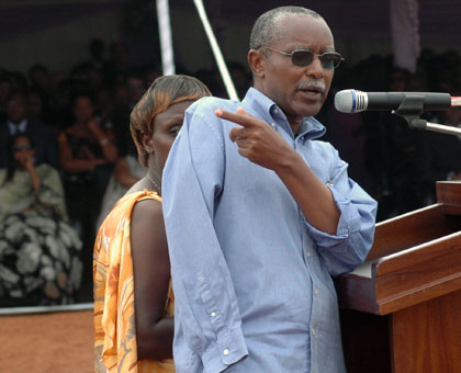 Venuste Karasira, who lost his right arm during the Genocide against Tutsi, delivers a testimony during a past commemoration event at Nyanza, Kigali.File. 