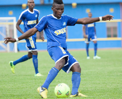 Espoir FC claim that Govin Mutombo, seen here playing for Rayon Sports in Kagame Cup, is their player with one year still left on his contract. (Timothy Kisambira)