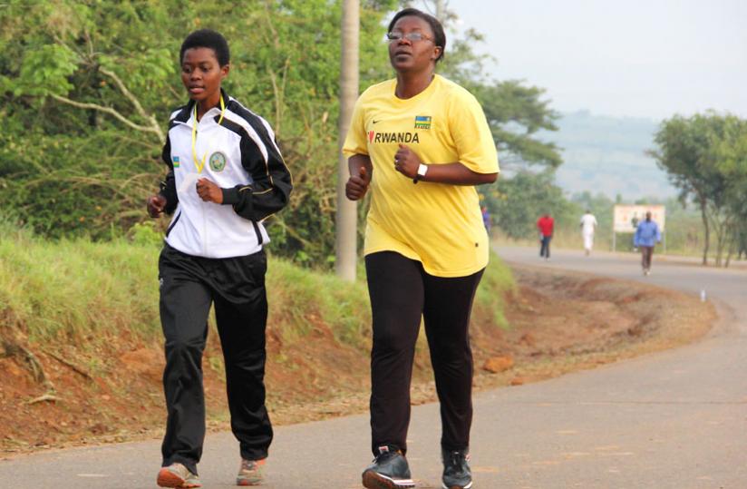 Government official run during a retreat in Gabiro last year.  Exercise is good for health. (T. Kisambira)