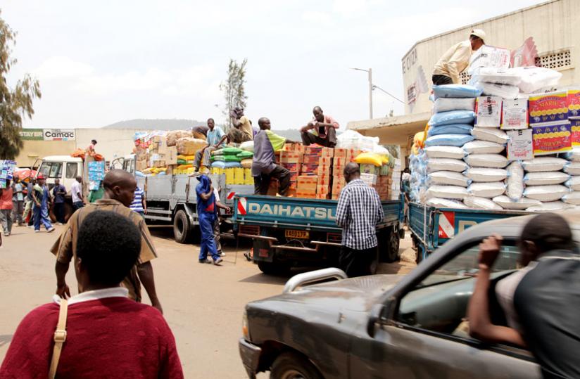 A busy downtwon Kigali. Many traders evade taxes by not issuing receipts. (File)