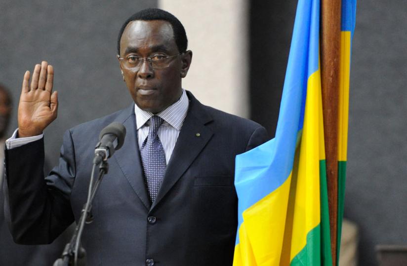 Makuza is sworn in as new Senate president at Parliamentary Buildings yesterday. (Village Urugwiro)