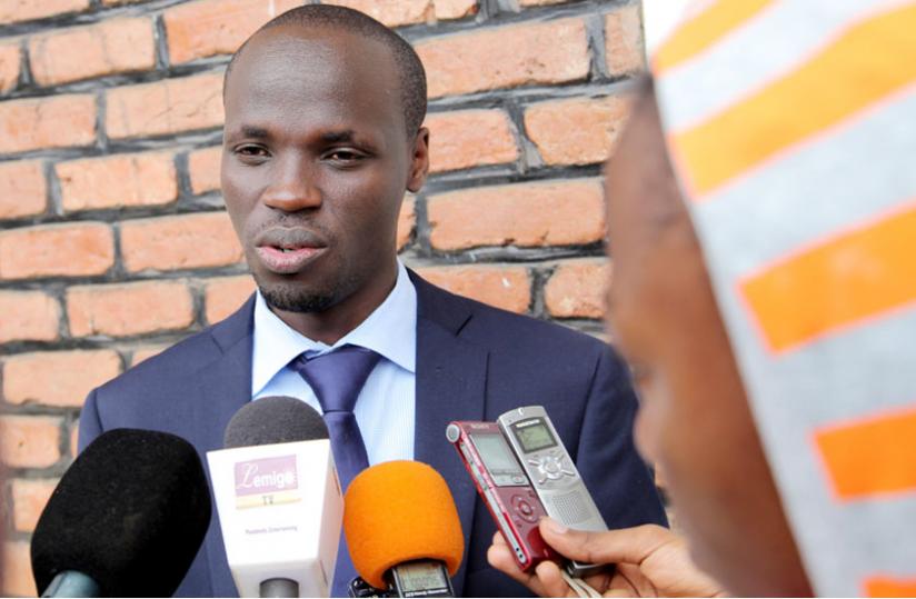 Muvunyi speaks to journalists. (J. Mbanda)