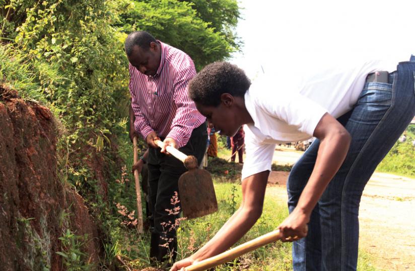 Gatete urged Rugalika residents to save if  they are to get out of poverty. The minister was on Saturday speaking after the Umuganda community work in the area. (Peterson Tumwebaze)