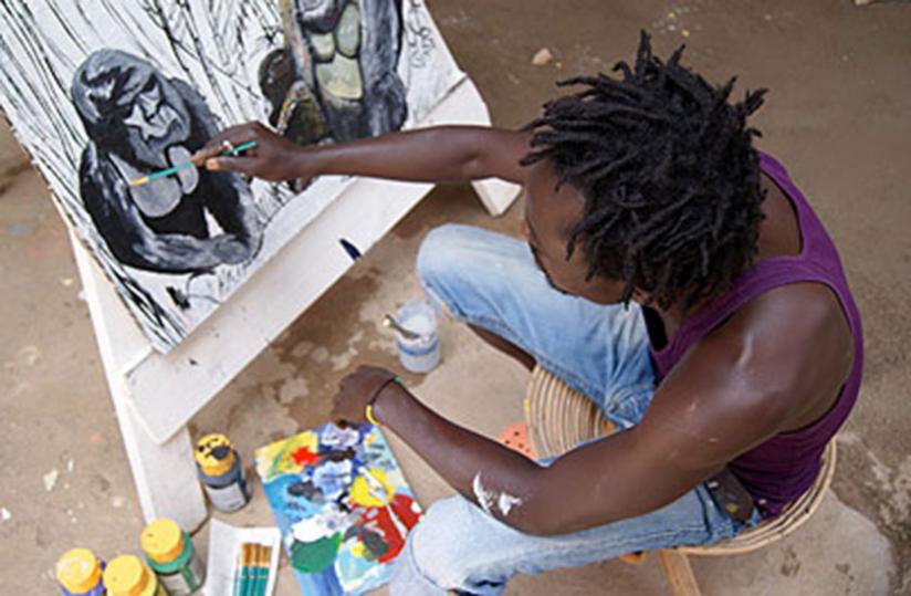 An artist at work. (Net photo)