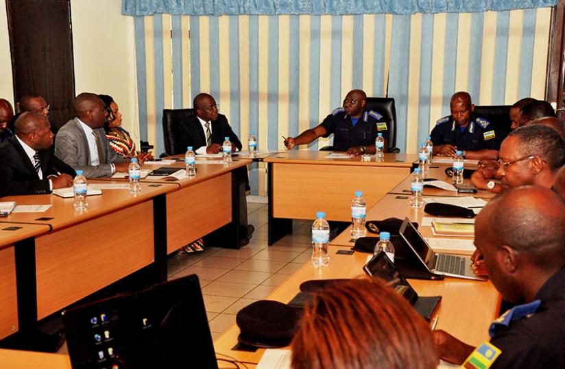 IGP Gasana addresses the Ivorian delegation at Police headquarters in Kacyiru yesterday. (Timothy Kisambira)