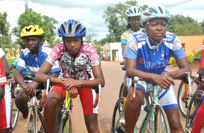 Girls prepare to compete in a cycling competition. Ferwacy is keen to boost women cycling in the Country. (Ferwacy)