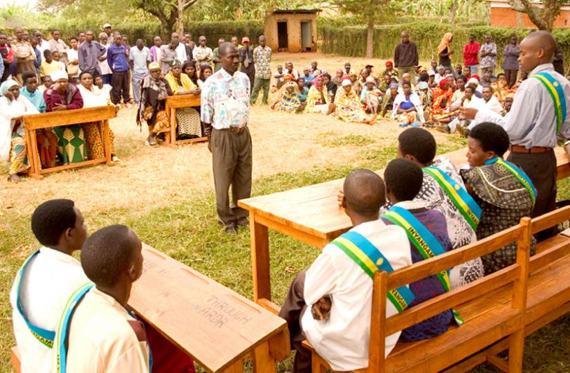 A Genocide suspect  appears before Gacaca court in the past. (File)