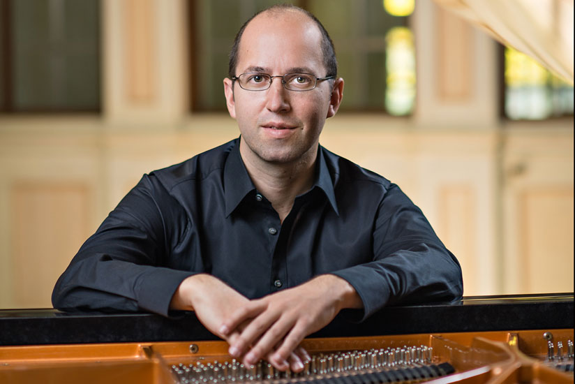 German pianist Stephan Rahn. (Net)