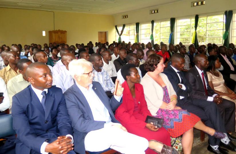 Rwandan teachers and Hartford English experts during the closing ceremony on Saturday. (Stephen Rwembeho)