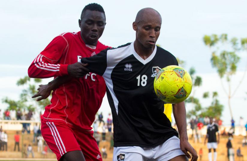 Midfielder Djamar Mwiseneza (R) will be hoping to do  better with APR than he did with Rayon Sports  this year in the Champions League. (T. Kisambira)