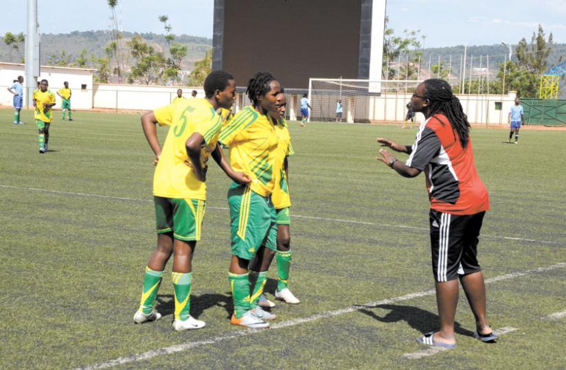 AS Kigali coach Grace Nyinawumuntu gives instructions to her players during a league game last season. (File)