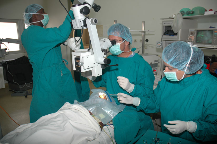 Doctors perform a cornea transplant at King Faisal Hospital, Kigali in 2009. (File)
