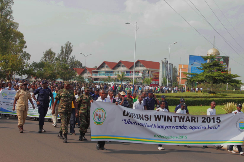 Kigali residents march last week in preparation for Heroes Day 2015. (Doreen Umutesi) 