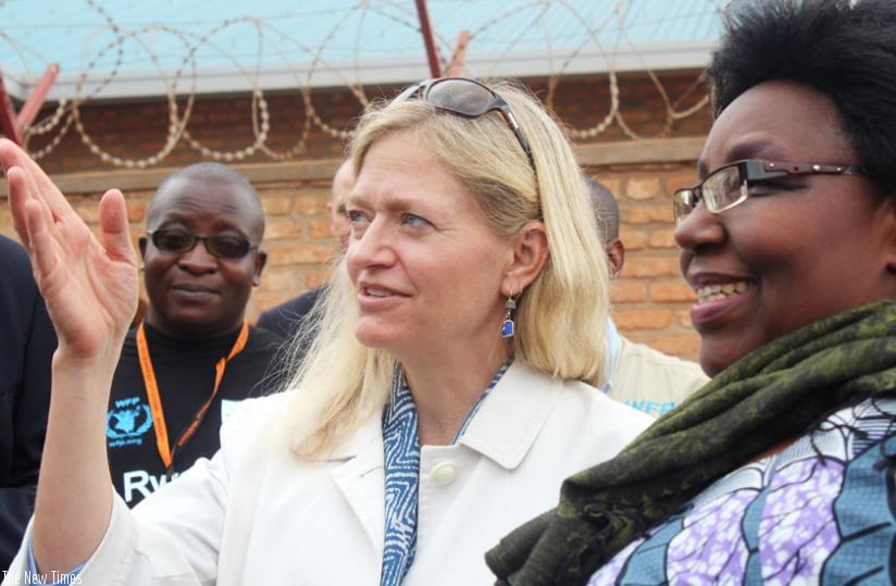 Amb. Barks-Ruggles and Minister Mukantabana (R) during the tour of the refugee camp. (Theogene Nsengimana)