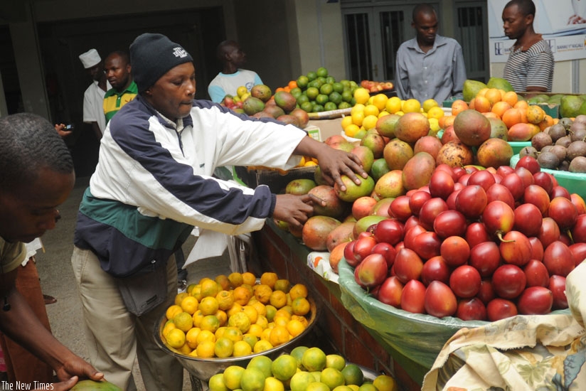 Fruit business at the City Market in Nyarugenge.