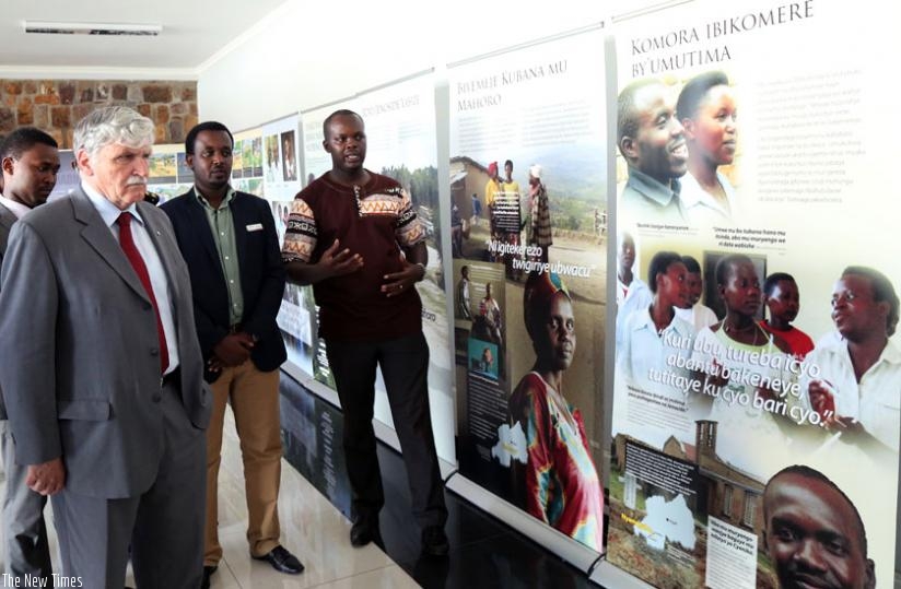 Retired General Dallaire (L) on a guided tour of the Kigali Genocide memorial yesterday. (John Mbanda)