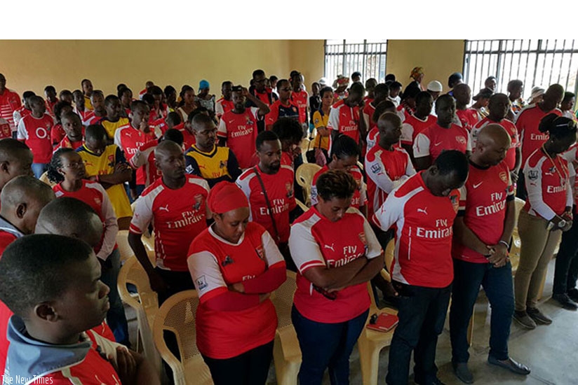 Arsenal fans hold a one minute silence in remembrance of the victims of the 1994 Genocide against Tutsi. (Courtesy photos)