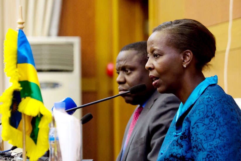 Foreign Affairs minister Louise Mushikiwabo (R), together with  her Zambia counterpart Harry Kalaba, address journalists in Kigali yesterday. rn(Timothy Kisambira)