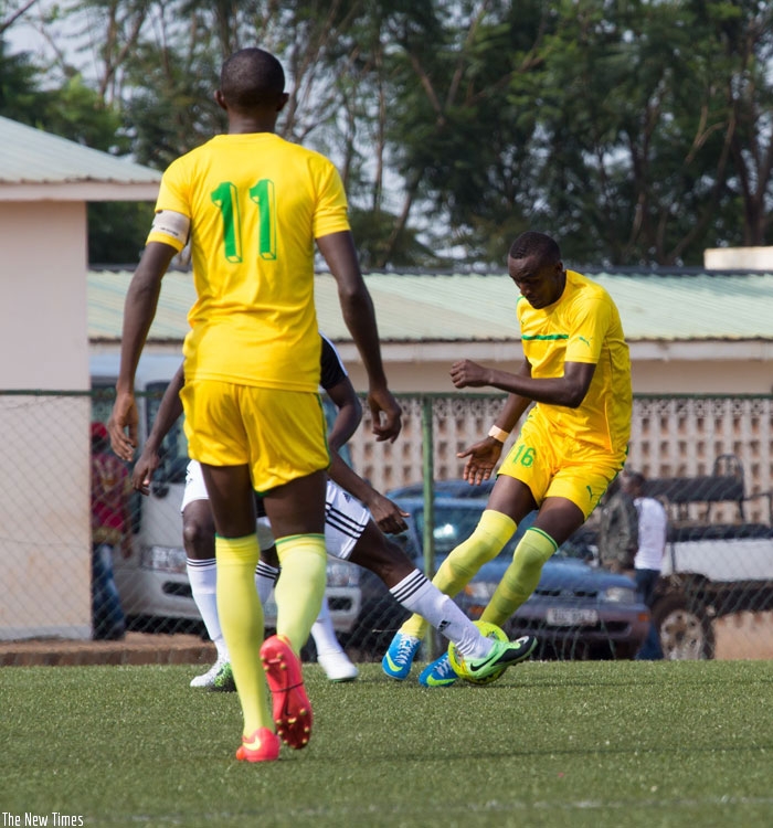 AS Kigali striker Ernest Sugira (R) is keen on guiding his side to Peace Cup glory. (File)