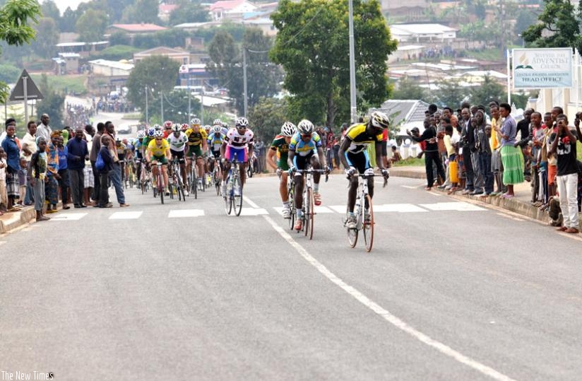 Riders competing in last year's Tour du Rwanda which was won by Valens Ndayisenga. (File)