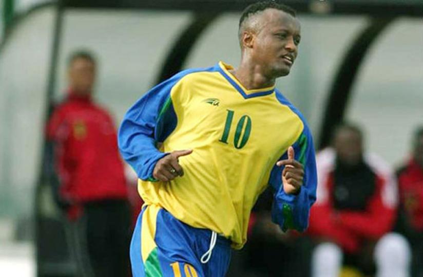Amavubi legend, Jimmy Gatete in action at the 2004 Africa Cup of Nations in Tunisia. (File)