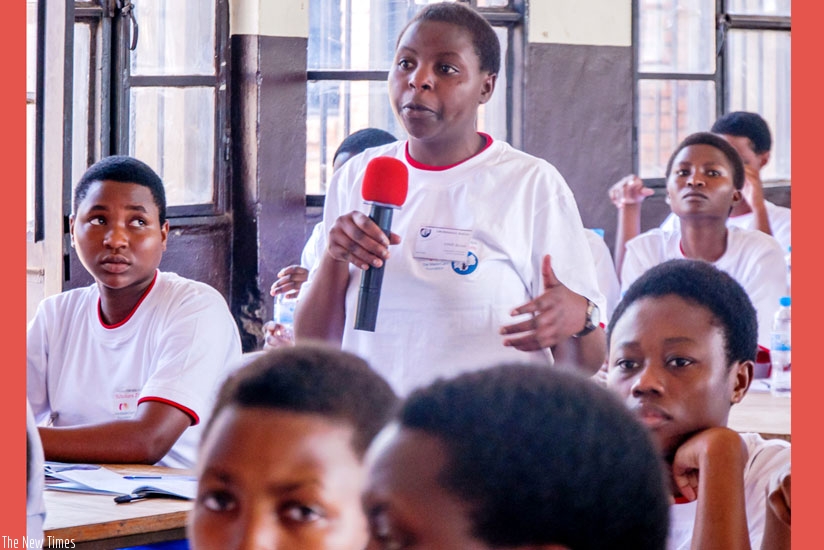 Nadine Uwimbabazi asks a question during the conference. (Teddy Kamanzi)