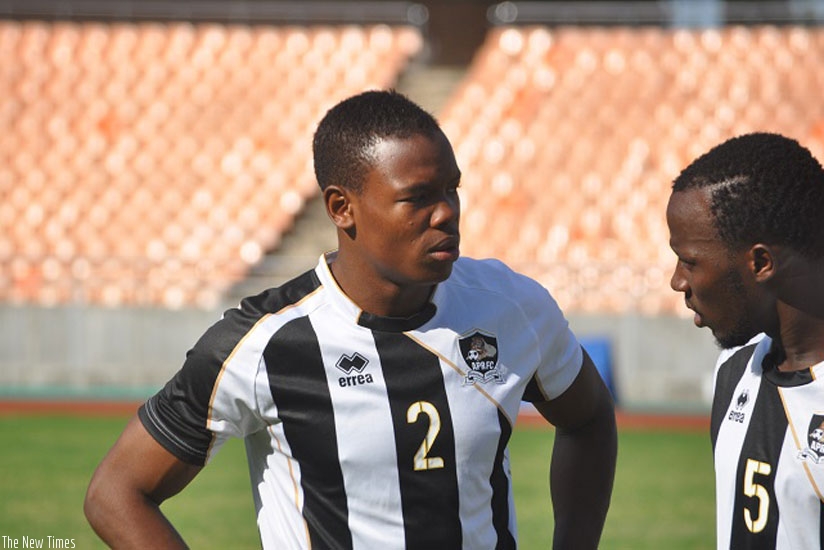 Rwatubyaye (L) and midfielder Eric Nsabimana (R) can't get into APR's starting team. (File)