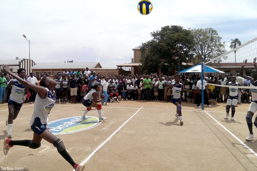 GS Indangaburezi's right-attacker Leah Uwinbabazi was outstanding in their victory over defending champions Kwanthanze of Kenya in the final yesterday. (R. Bishumba)