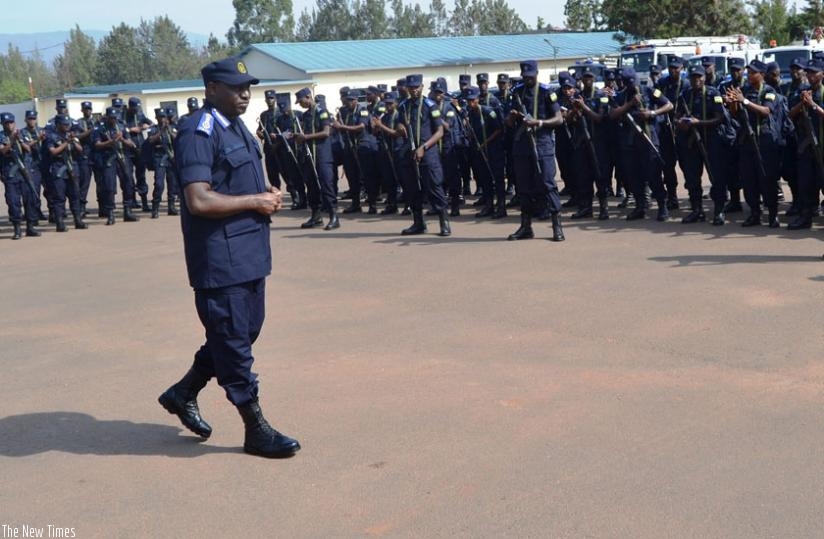 IGP Gasana briefs the FPU officers  at the Police headquarters in Kigali on Tuesday. (Courtesy)