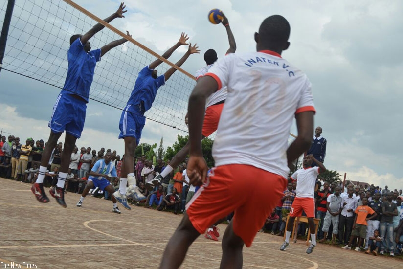 The two title favourites, Rayon Sports and INATEK will meet in the last match of the season. (P. Kamasa)