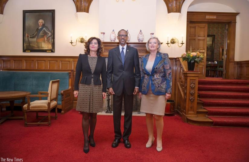 President Kagame with President of the Dutch Senate Ankie Broekers-Knol and Speaker of the House of Representatives Anouchka van Miltenburg in Amsterdam, Netherlands, yesterday. (Village Urugwiro)