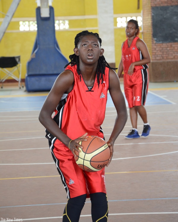 Sifa Kalume of Berco prepares to take a free-throw in the game against APR on Thursday. (S. Ngendahimana)