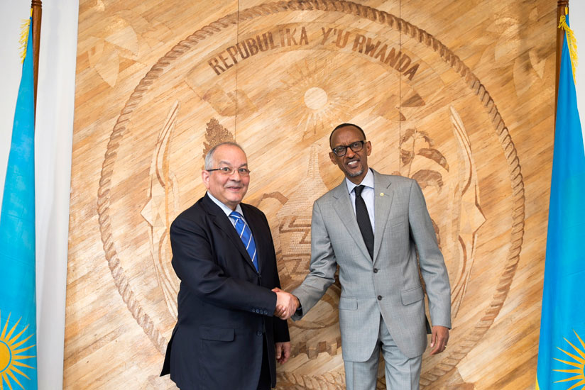 President Kagame meets with Amb. Ahmad Allam-Mi, the secretary-general of the Economic Community of Central African States (ECCAS) at Village Urugwiro in Kigali yesterday. (Village Urugwiro)