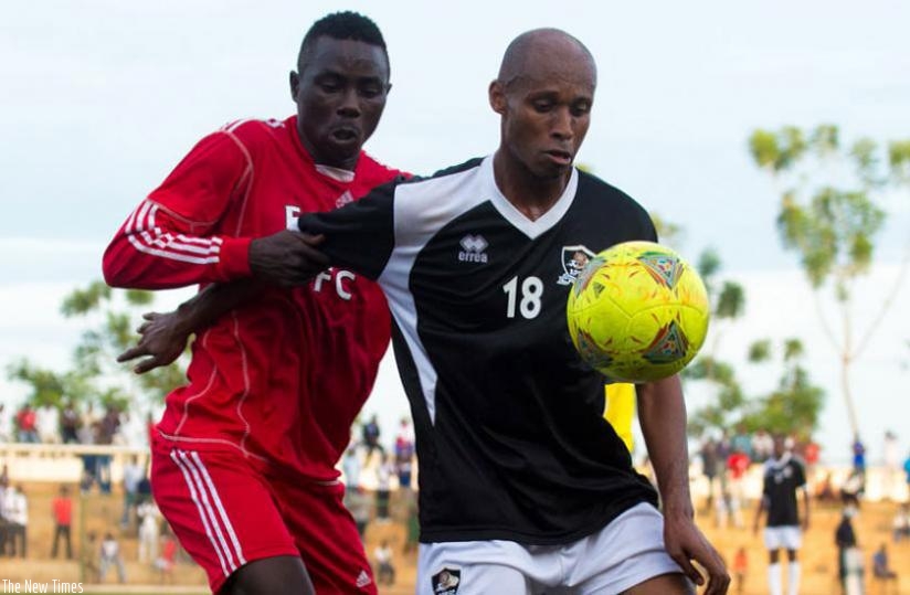 APR and Amavubi midfielder Djamar Mwiseneza (R) is set to undergo surgery on his right knee in Morocco. (File)