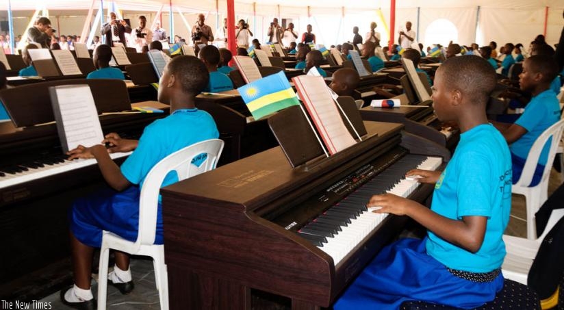 Pupils of Ecole Primaire- Kimihurura play pianos. (Teddy Kamanzi)
