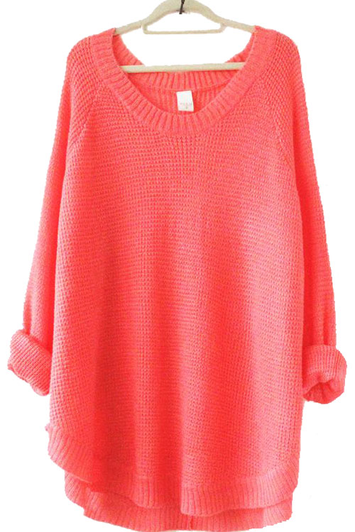 Stylish ankle or knee length boots with sweaters, shirts or even maxi dresses are a chic way of staying warm during the rainy season. (Net photos)