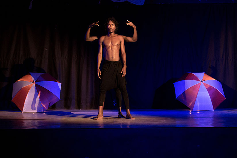 Acts of creative dancing. (Photos by Martina Bacigalupo)