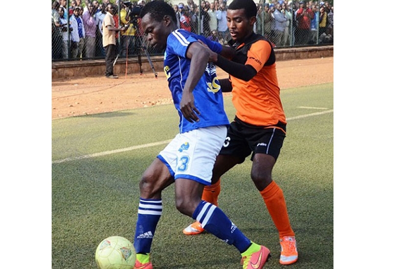 Burundian midfielder Pierre Kwizera (L) will lead Rayon Sportsu2019 charge in the inaugural Christmas Cup, which starts today. (File)