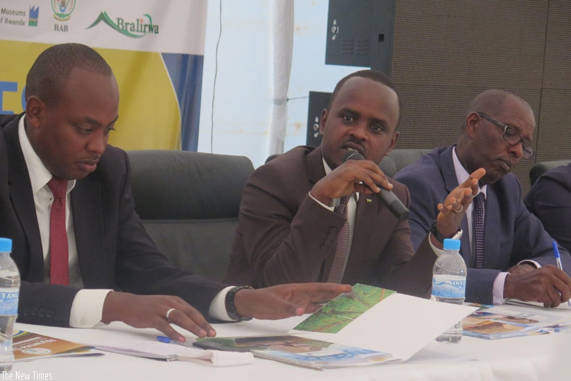 Tony Nsanganira, the Minister of State for Agriculture and Animal Resources (M) called on investors to partner with the local community in developing the district. (Eddie Nsabimana)
