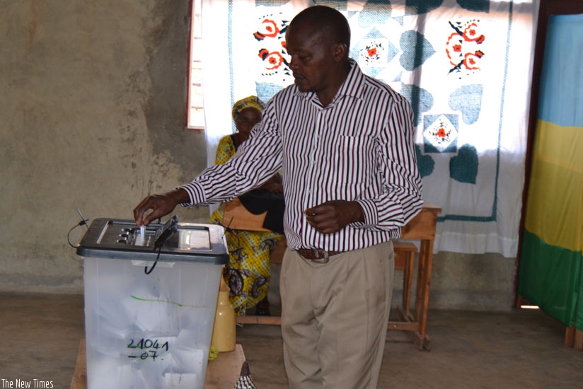 A man votes in referendum in Musanze  District. Kagame says critics of the exercise should respect the choices of Rwandans. (Jean d'Amour Mbonyinshuti)