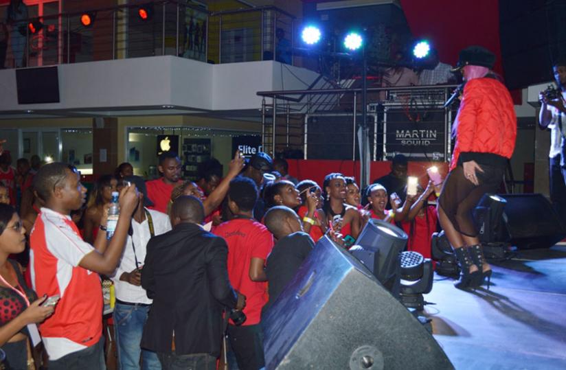 Vanessa Mdee tried to impress the few revellers who attended. (Courtesy)
