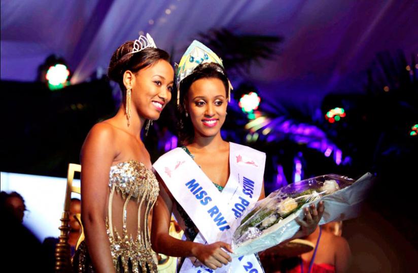 Miss Rwanda 2015, Doriane Kundwa poses with Colombe Akiwacu, Former Miss Rwanda. (File) 
