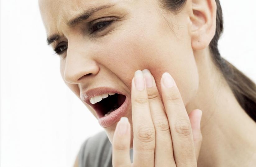 A woman with a toothache. (Net photo)