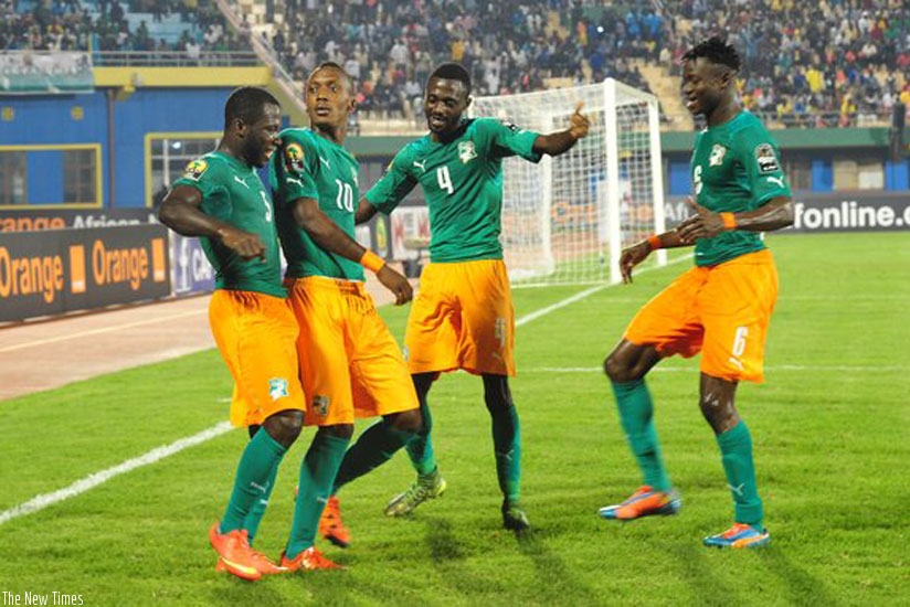Yannick Zakri (second left) scored in the 45th minute from a penalty to earn the Ivorians three points in CHAN 2016. (Courtesy photo)