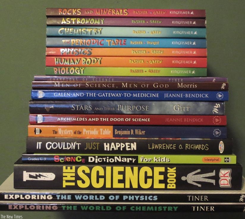 A pile of science books. (Net photo)