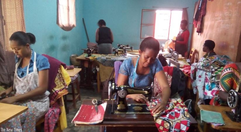 COCOKI co-operative members at work. The group makes items like shirts, handbags and bowties. (Lydia Atieno)