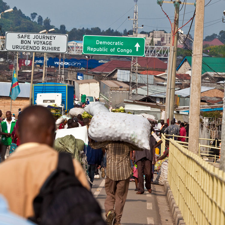 Informal cross-border trade at the Rwanda-DR Congo borders. African nations gain more trading among themselves. (File)