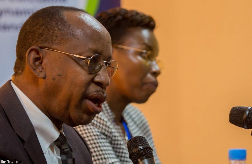 Gara (L) speaks during the press conference in Kigali, yesterday. (T. Kisambira)